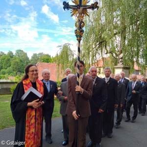 Pfrin. Lauterbach bei der Jubelkonfirmation am 16. Juni 2024