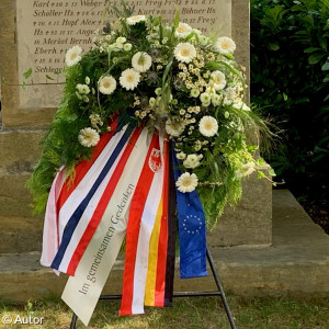 Kranzniederlegung am Ehrenmal